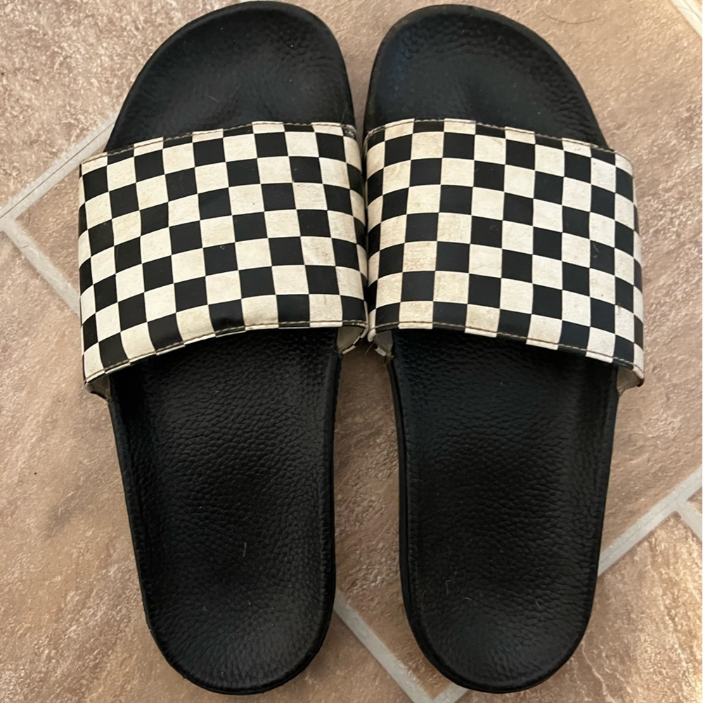 Vans checkered slides